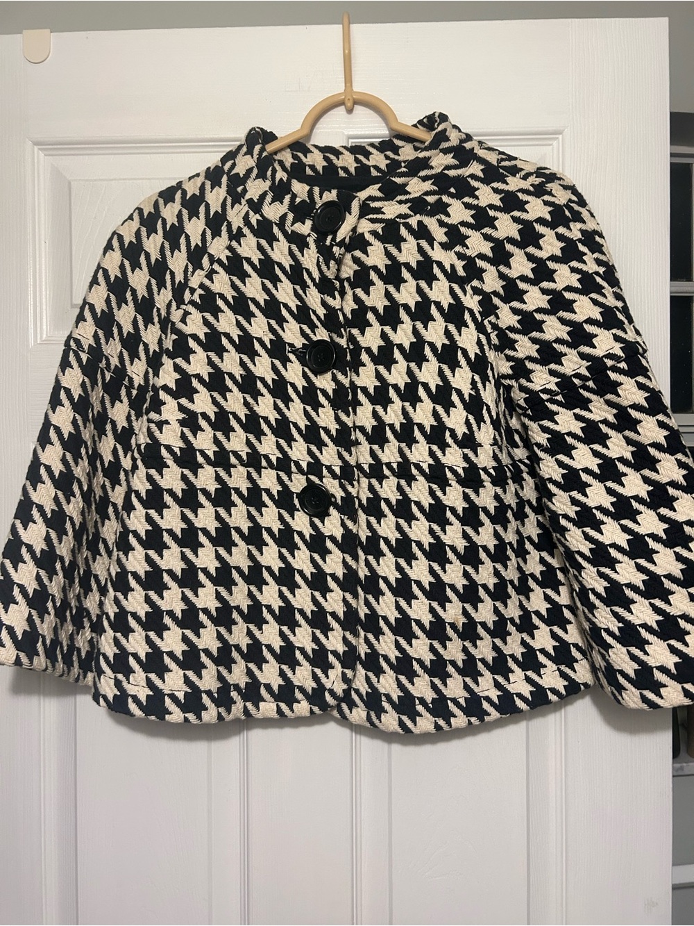 Women’s Black & Ivory Houndstooth Cropped Peacoat Jacket